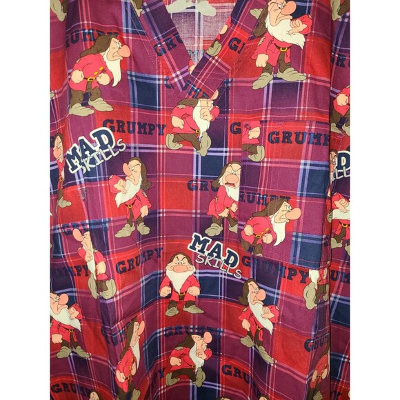 Grumpy Disney Scrubs Cherokee Tooniforms V Neck Top Snow White Men's Large NEW - Picture 3 of 6